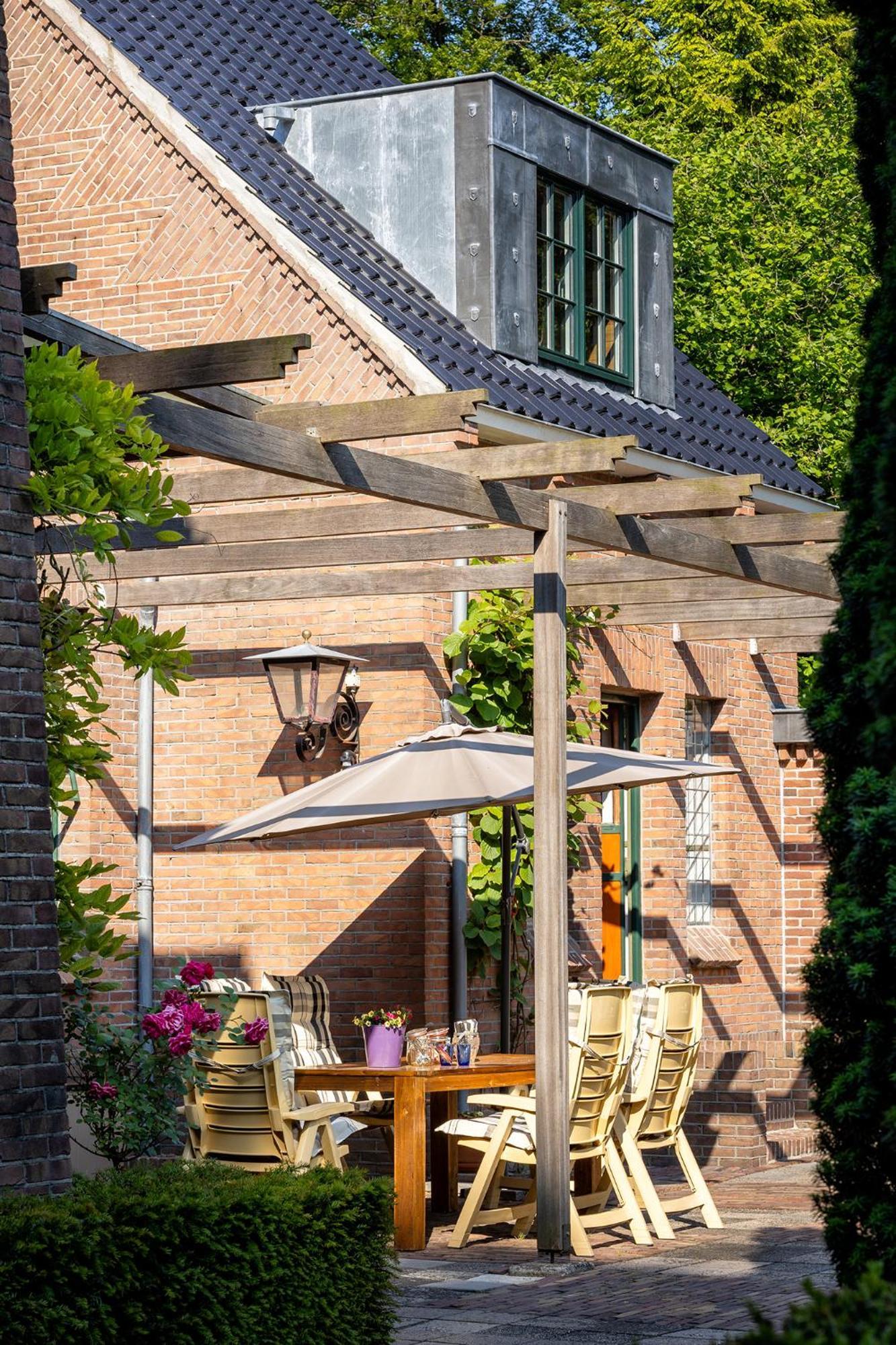 Londons Cottage ฮิลเวอร์ชุม ภายนอก รูปภาพ